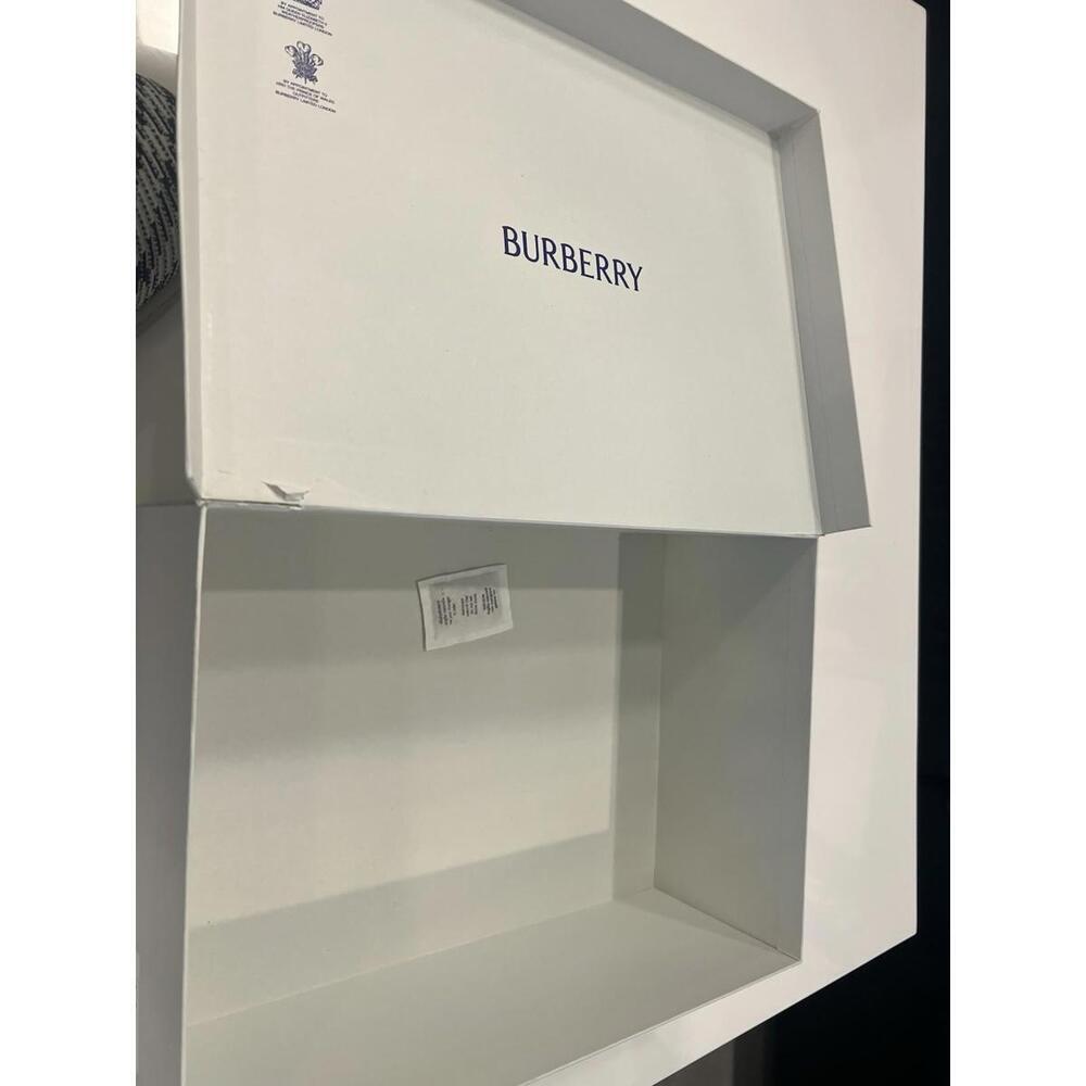 $890 Burberry Knit Box Sneakers Men Lichen Ip Check Size 8 /41 - Picture 15 of 16